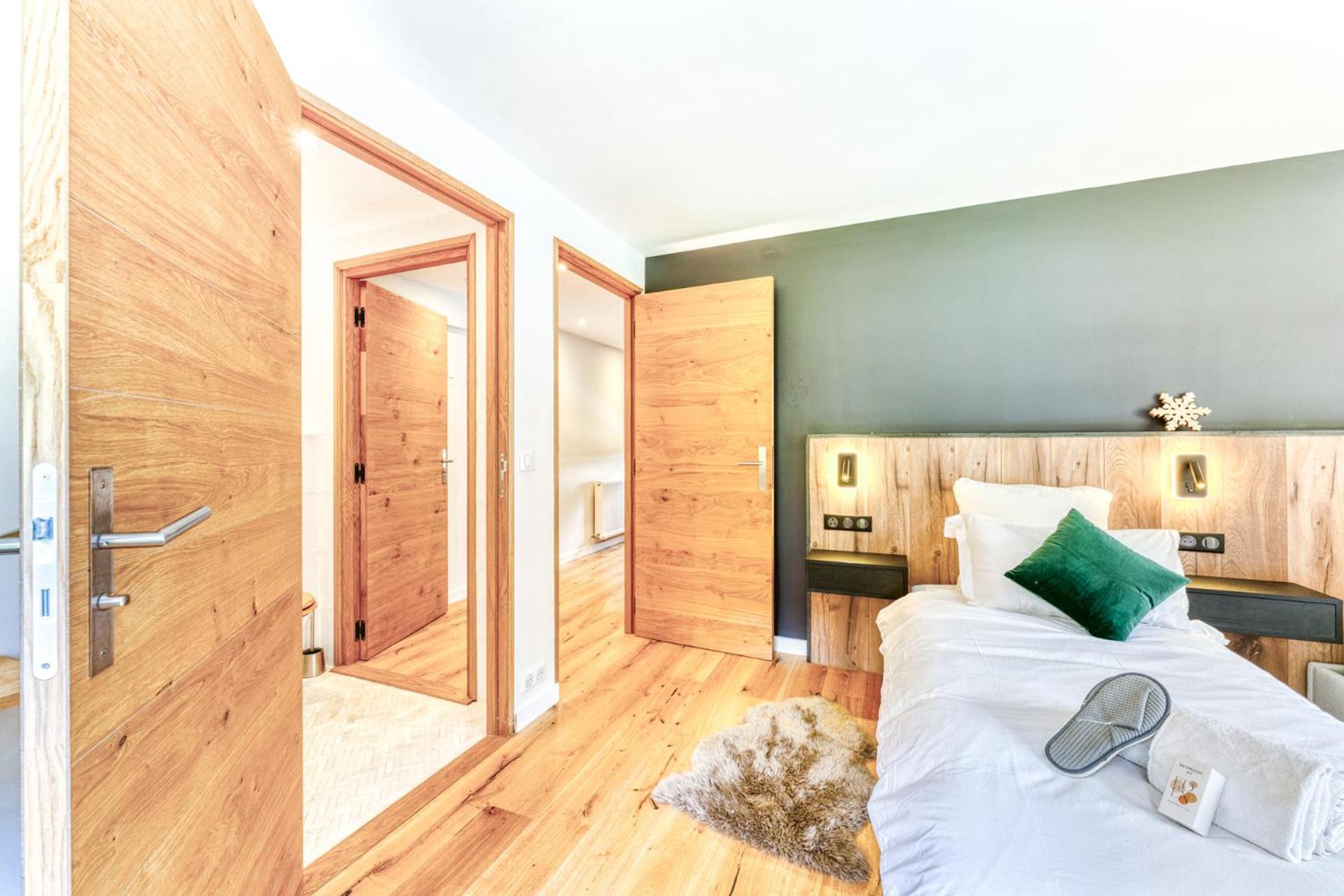 Appartement De Luxe Avec Jacuzzi, Vue Montagne Et Jardin *